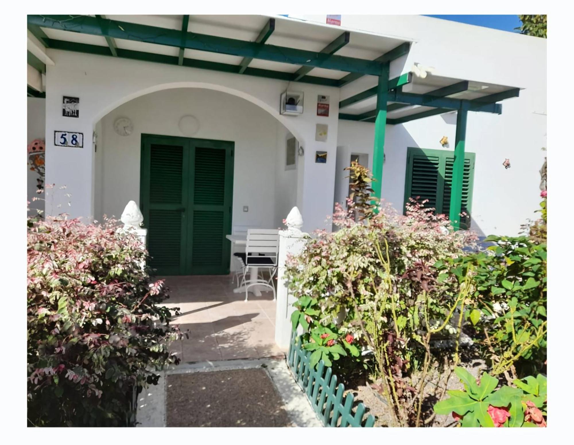 Apartamento Bungalows Isabel Maria Playa Blanca (Lanzarote) Exterior foto